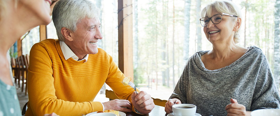 Reverse-motgage-helps-to-live-life-without-worrying-about-the-finances