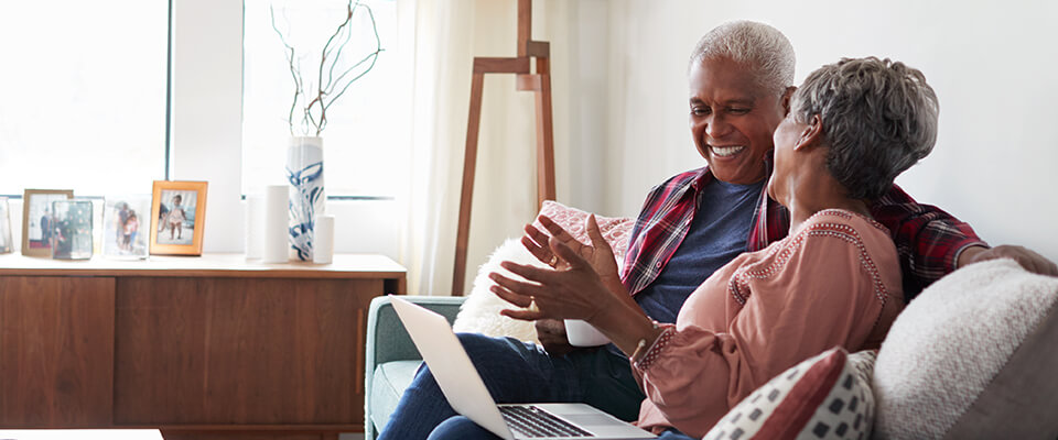 senior-couple-enjoy-their-retirement-years